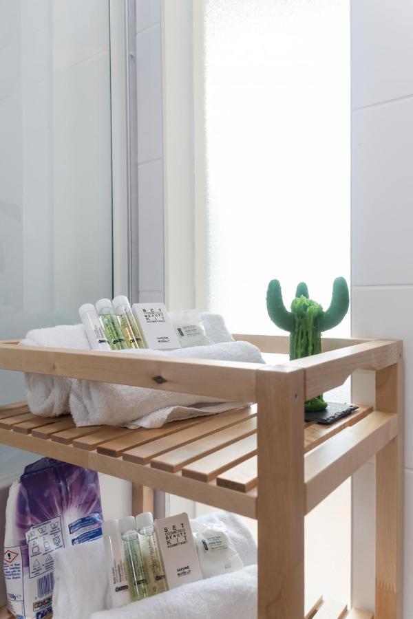 Helles, Neues Dg Apartment Mit Blick Zum Donauturm Vídeň Exteriér fotografie