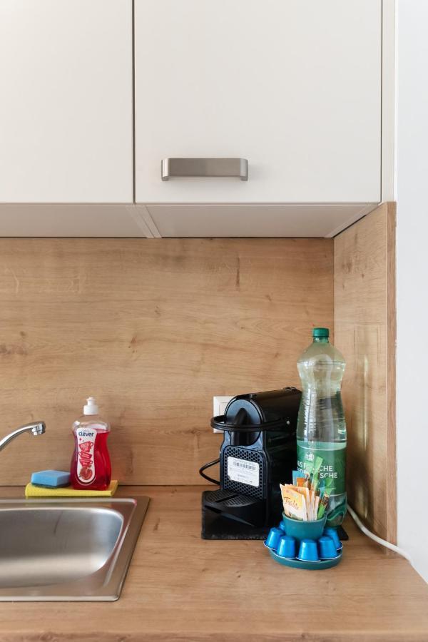 Helles, Neues Dg Apartment Mit Blick Zum Donauturm Vídeň Exteriér fotografie